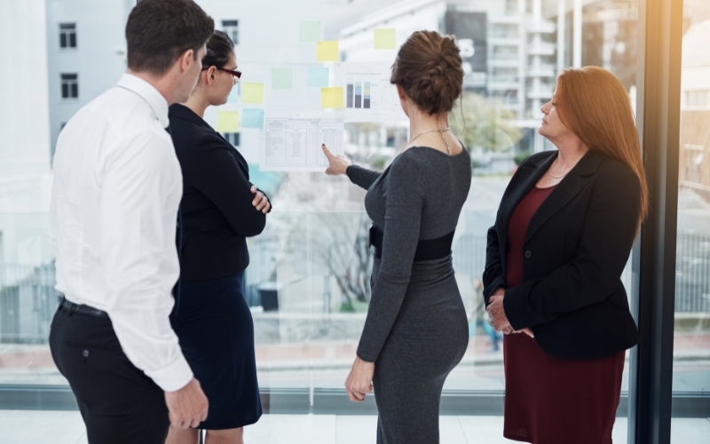 Crafting Clear and Concise Content That Captures Attention